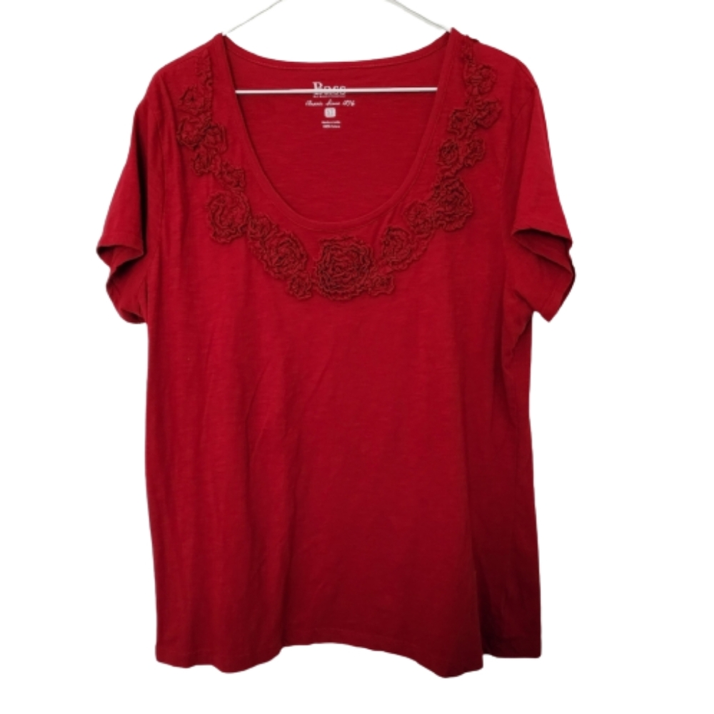 G.H. Bass & Co. Classic Blouse, XL, Red Short Sleeve rose embellish